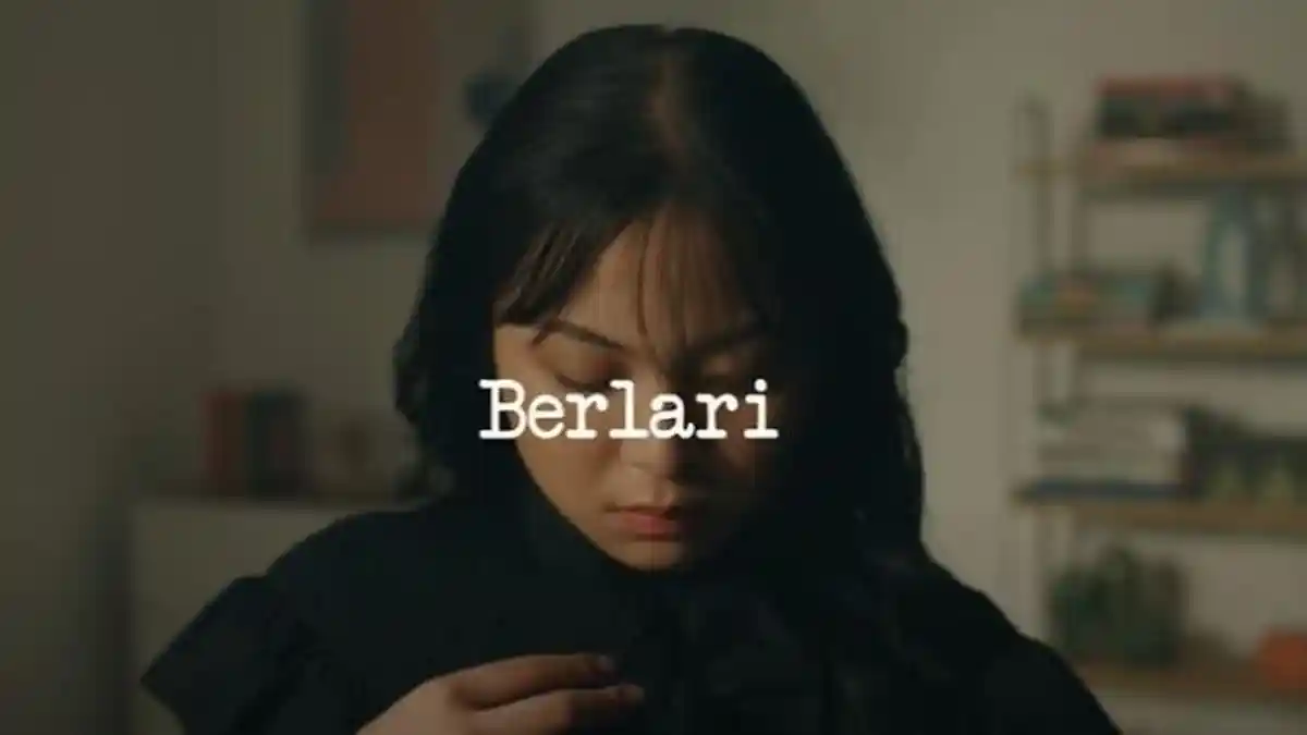 Kunci Gitar Berlari - Bernadya: Setidaknya Aku jadi yang Pertama Kau Kabari