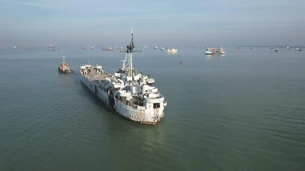 KRI Teluk Bone 511 ke Kota Pariaman, Diperkirakan Sepekan Lagi Bersandar