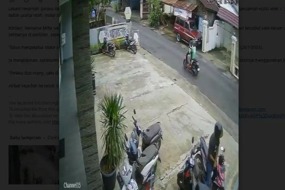 Curanmor di Kota Jambi Terekam CCTV, Hitungan Detik Sepeda Motor Guru Bimbel Raib Dibawa Pelaku