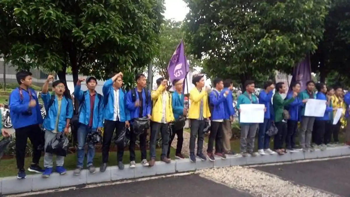 Debat Perdana Pilpres Diwarnai Demo Mahasiswa