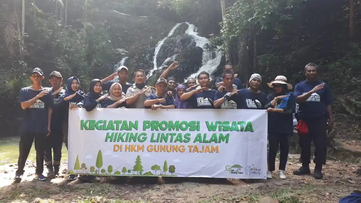HKM Gurok Beraye Belitung Gelar Promosi Wisata Alam Gunung Tajam