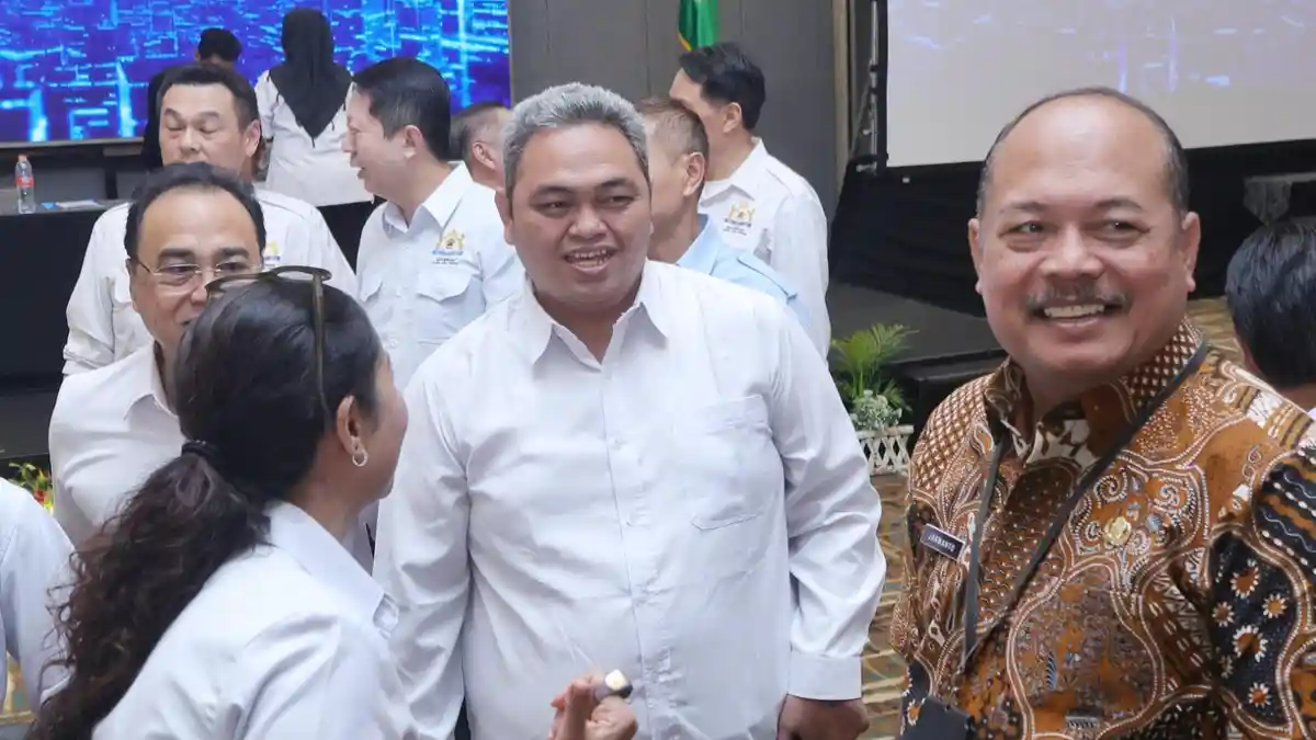 Gelombang Tinggi Ancam Pantai Selatan Jateng, DPRD Ingatkan Soal Keselamatan Warga