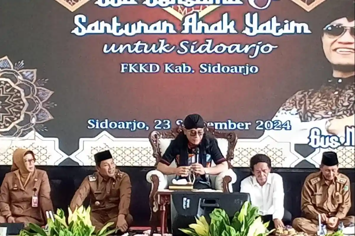 Gus Miftah Hadiri Acara Tasyakuran Bersama Para Kades, Doakan Plt Bupati Sidoarjo Subandi di Pilkada