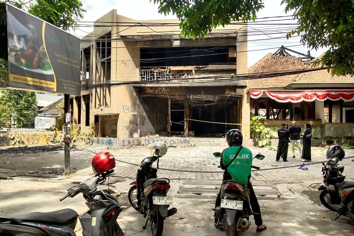 Sajian Sambara Dibakar dan Dijarah Saat Demo, Berjuang Bangkit demi 60 Karyawan dan Keluarganya