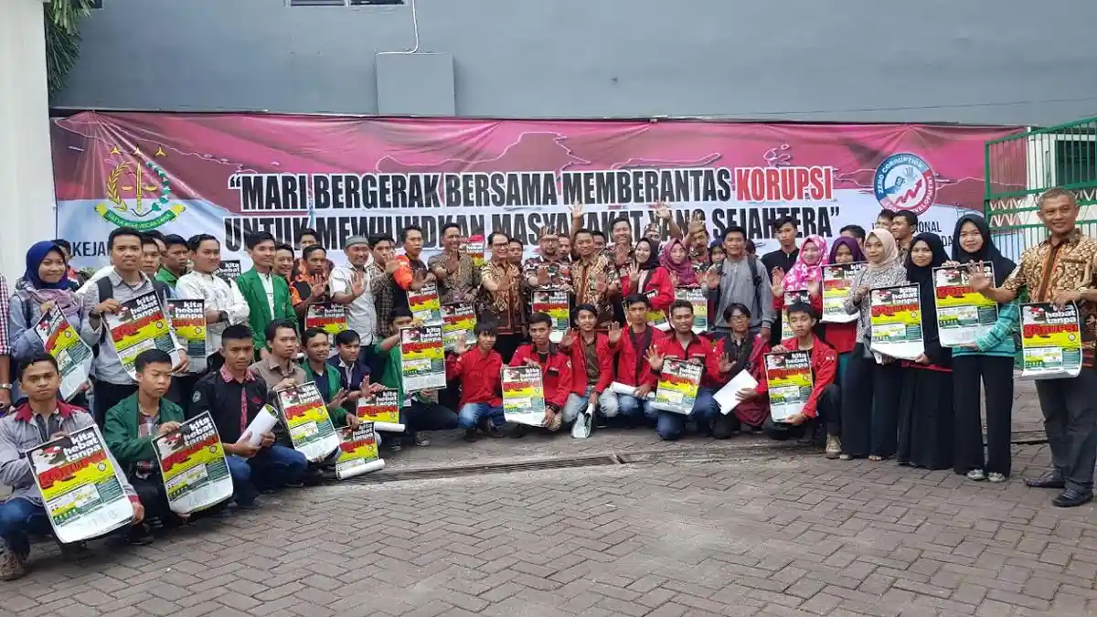 Ormas, Lembaga Pemuda dan Mahasiswa Ikut Peringati Hari Anti Korupsi di Kejari Gowa