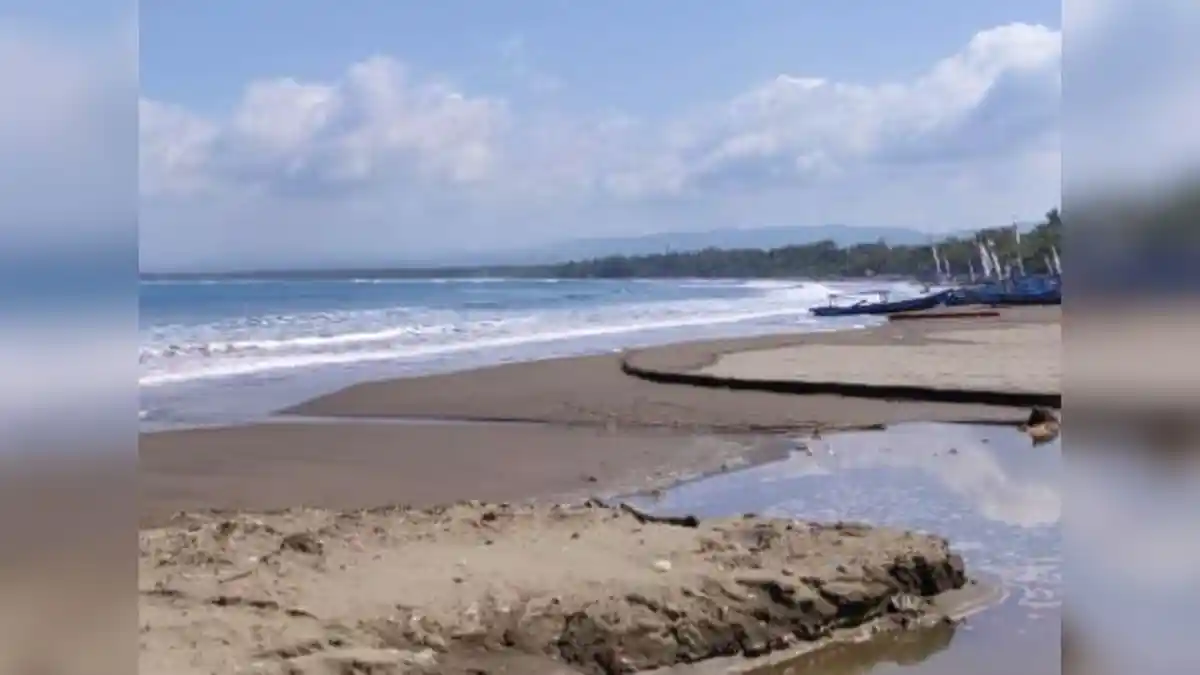 Pertama Kali Dalam Sejarah, Pantai Pangandaran Sepi Saat Libur Idulfitri, Ini Fotonya