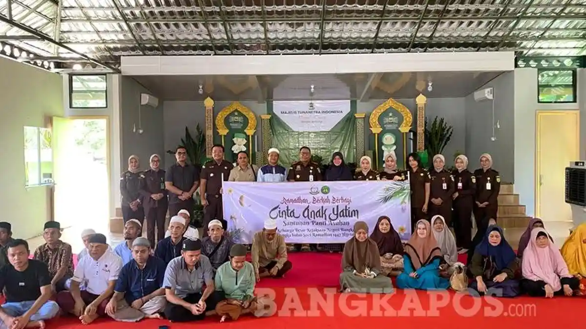 Penyandang Tunanetra Dapat Bantuan Ramadan
