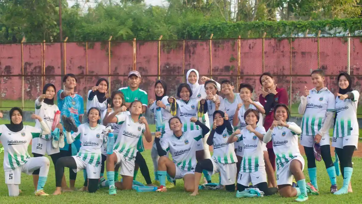 Sepakbola Putri PON Gembleng Fisik Atlet Jelang Tes Fisik KONI Sumut