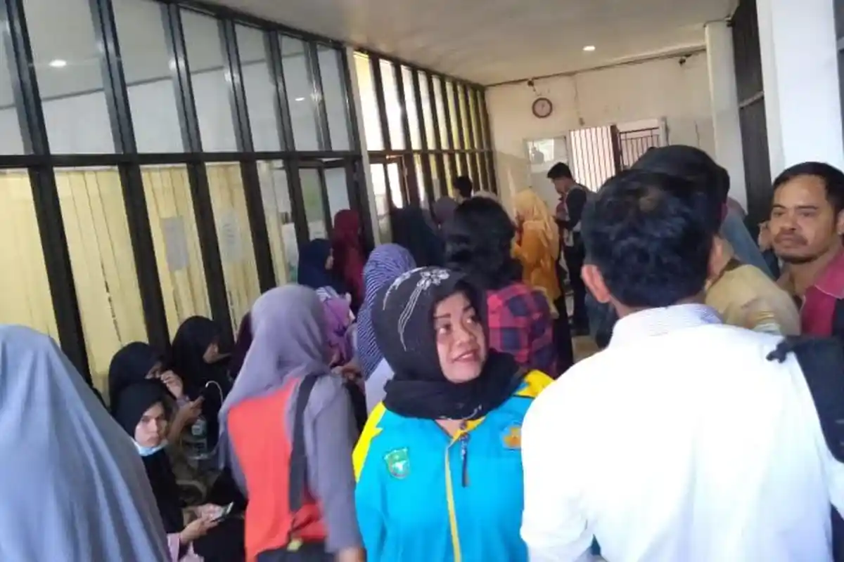 Mahasiswa Pangkep Serbu Kantor Diknas, Ada Apa?