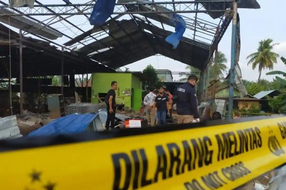 Ledakan Tabung Gas: Seorang Wanita Muntah Darah dan Sopir Fortuner Meninggal Dunia, 9 Orang Terluka