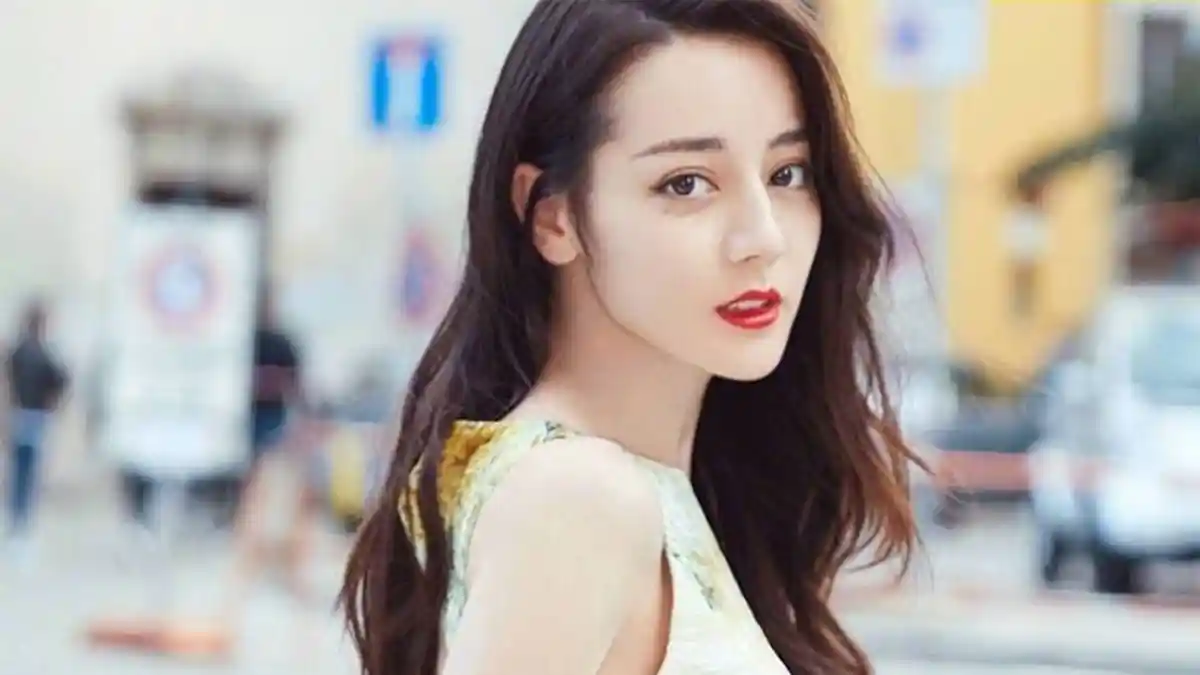 Buat Alexandre Pato Jatuh Hati, Begini Potret Dilraba Dilmurat Waktu Kecil, Senyumnya Bikin Meleleh!