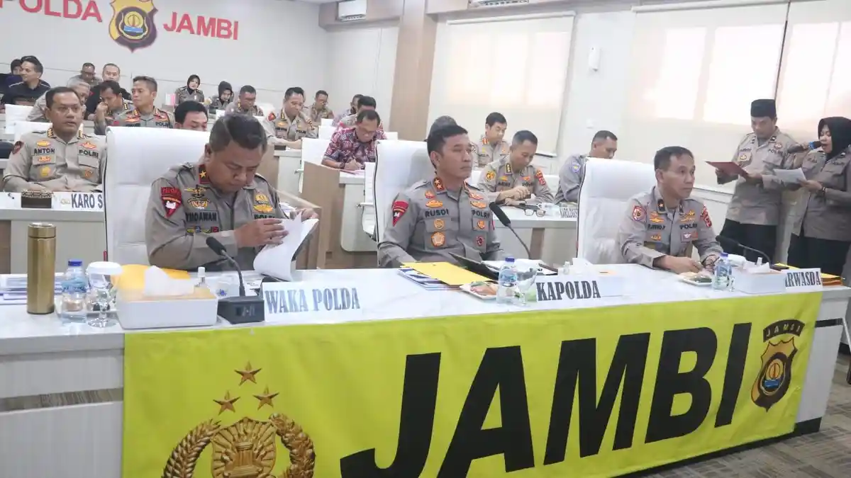 Lewat Zoom, Kapolda Jambi Evaluasi dan Beri Pengarahan ke Jajaran