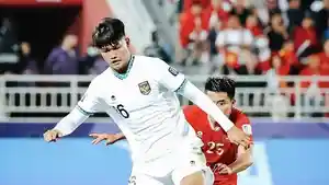 Pelatih-PSS-Sleman-Lihat-Kebugaran-Hokky-Caraka-Sebelum-laga-Kontra-Madura-United.jpg