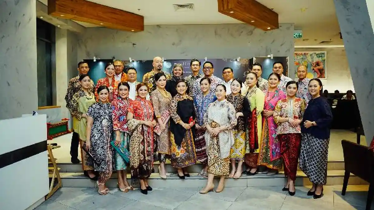 KARNAVALL Batik Nusantara Present by Pullman Jakarta Central Park x Batik Chic