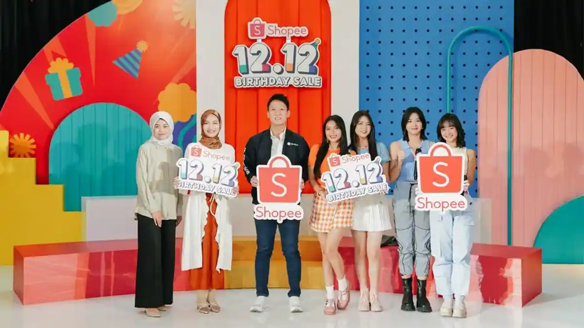 Bersama JKT48, Shopee 12.12 Birthday Sale Banjir Promo untuk Rayakan 8 Tahun Shopee Beroperasi