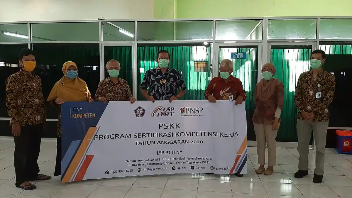 Menuju ITNY Kompeten, Mahasiswa ITNY Terima Hibah BNSP