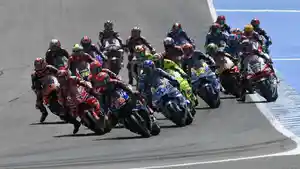 1-FP-2-Moto2-dan-Moto3.jpg