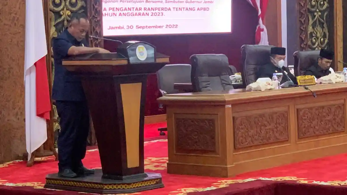 DPRD Pertanyakan Rincian Tarif yang Harus Dibayar Didalam Retribusi Daerah
