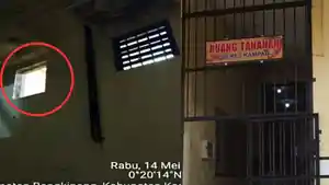 Jeruji-sel-tahanan-Polres-Kampar-yang-dibobol.jpg
