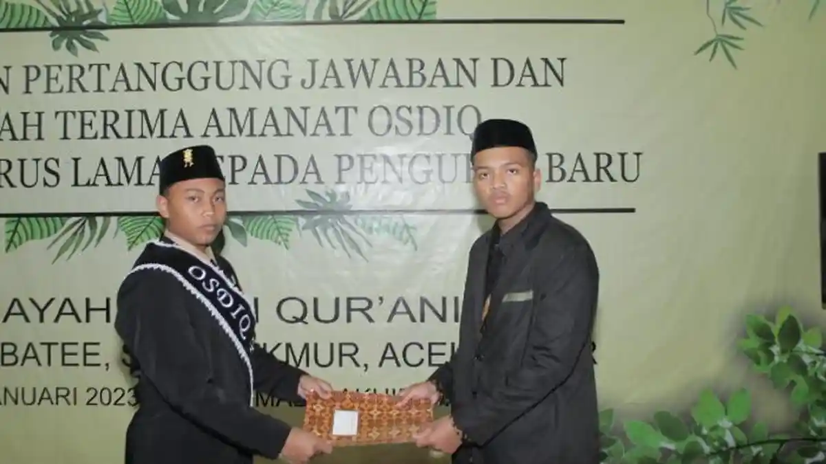 Pengurus OSDIQ 2023-2024 Resmi Dilantik, Pimpinan Dayah Harap Santri Belajar Lahirkan Terobosan