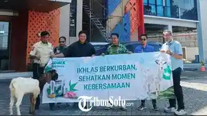 Simbolis-penyerahan-hewan-kurban-domba-super.jpg