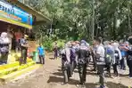 Pendaki-Pahang-naik-Gunung-Daik-Lingga.jpg