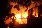 kebakaran-rumah-di-Dusun-Daima-Desa-Karelayu-Jeneponto-k.jpg
