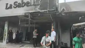 Niat-Bercanda-Warung-dan-Teras-Butik-Pakaian-di-Sumpah-Pemuda-Palembang-Hangus-Terbakar.jpg