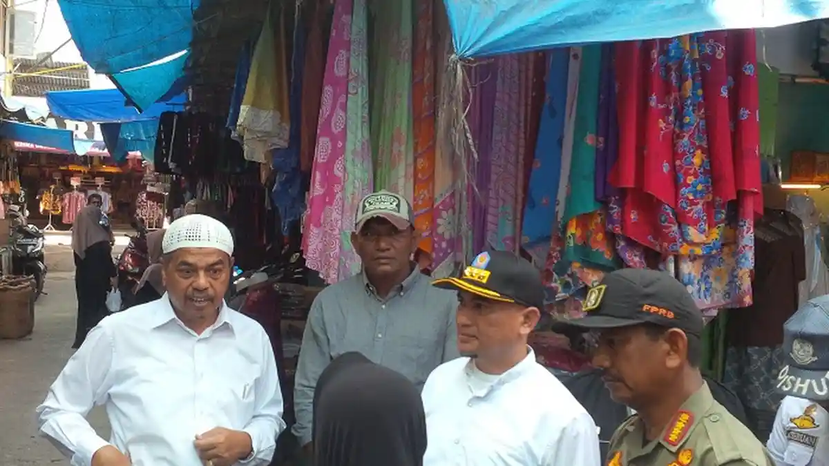 Pedagang Pasar Pagi Kualasimpang Diimbau Kembali ke Kios