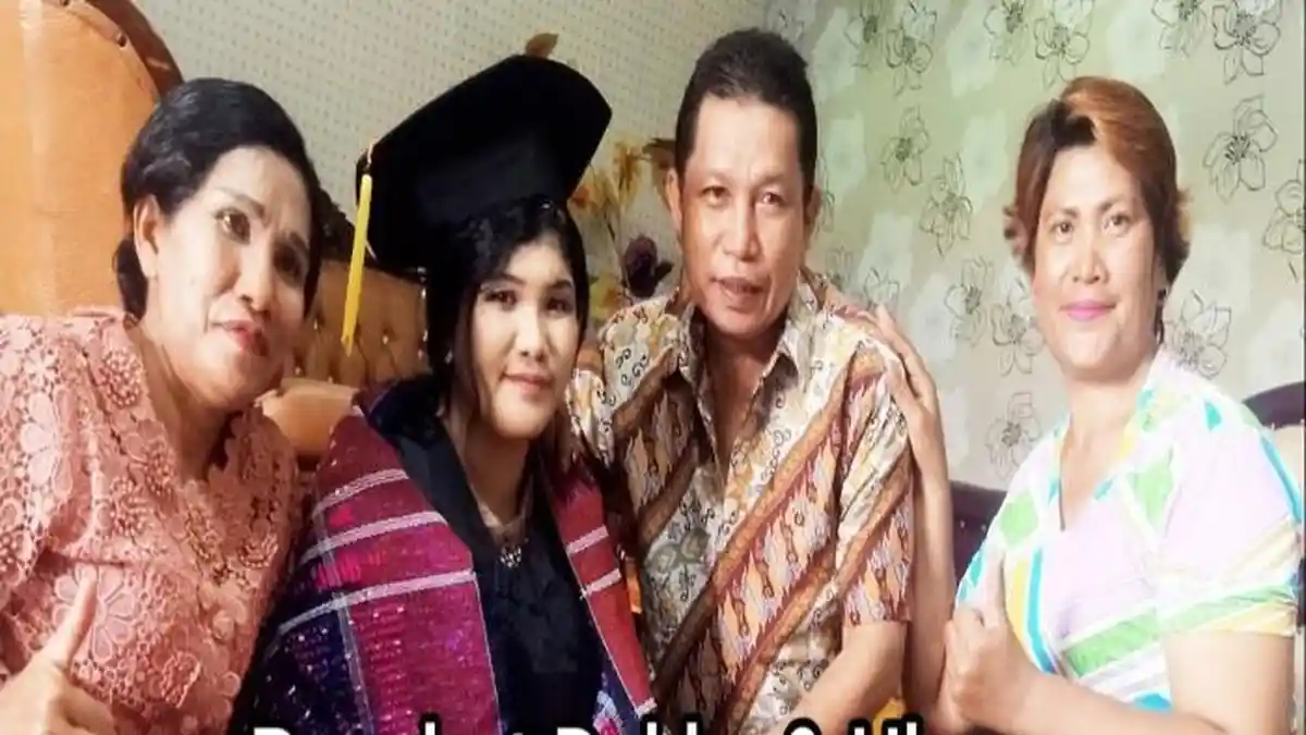Daftar 10 Suku di Indonesia yang Mencetak Sarjana Terbanyak Berdasarkan Data BPS