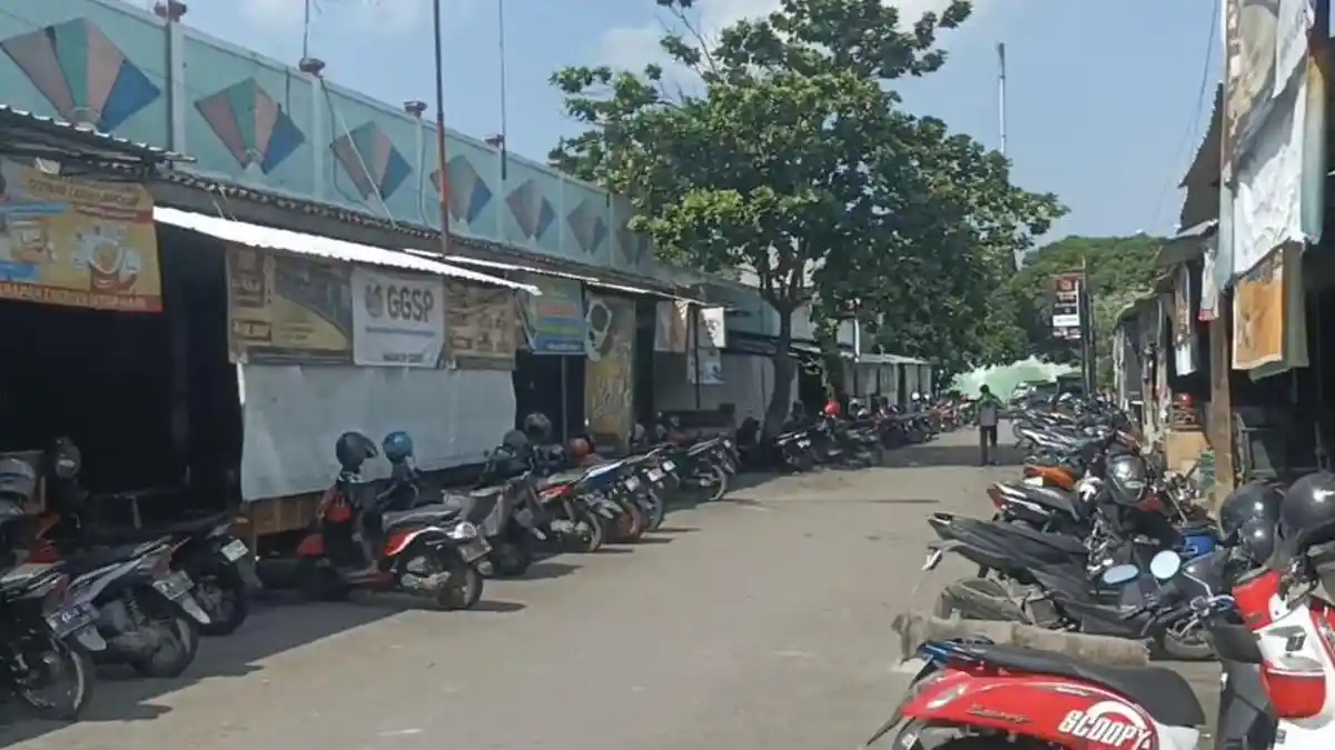 Bupati Pati Bakal Bongkar Pasar Yaik, Pedagang Minta Nasib Mereka ...