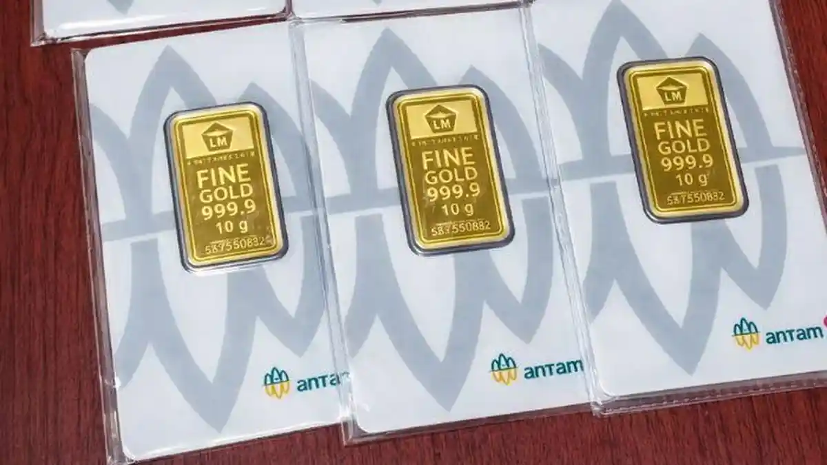 Menutup Akhir Pekan, Harga Emas Antam Hari Ini 18 April 2026 Naik Rp 16.000 Per Gram