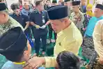 Wako Pekanbaru Serahkan Santunan Bagi Anak Yatim Pada Momen Ramadan 1447 H