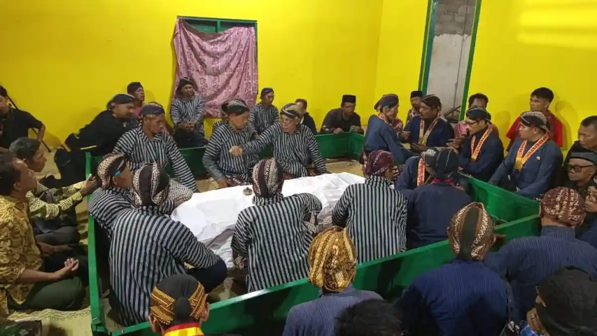 30 Simbol yang Muncul Dalam Pembukaan Cupu Panjolo Gunungkidul, Ada Gambar Wayang Narodo