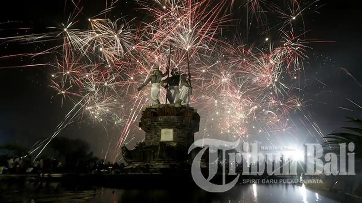TRIBUN WIKI - 7 Tempat Seru Nikmati Malam Tahun Baru 2019 di Bali