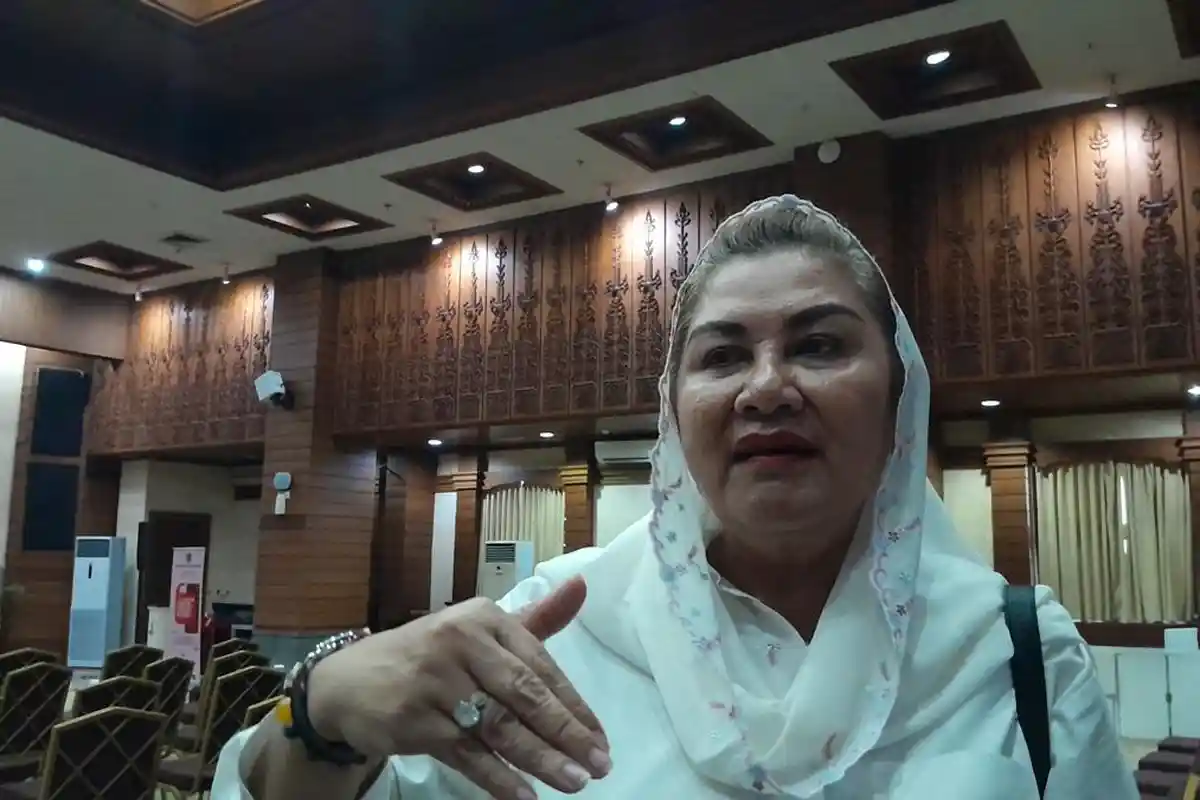 Mbak Ita Akan Ajak Diskusi Buruh dan Pengusaha Bahas UMK Semarang 2025