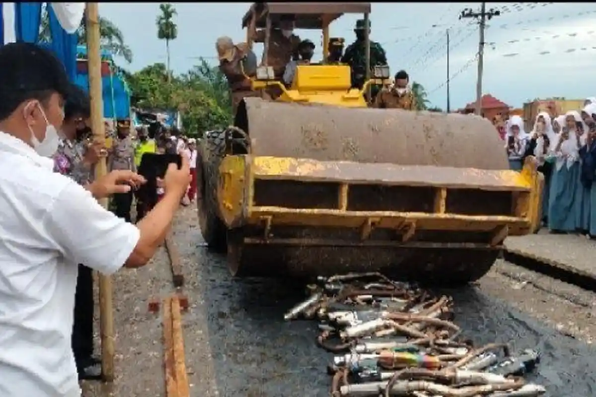 Polisi Musnahkan Ratusan Knalpot Racing, Hasil Razia Januari - Maret 2022