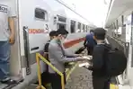 Syarat-Naik-Kereta-Api-di-Palembang-Agustus-2022.jpg