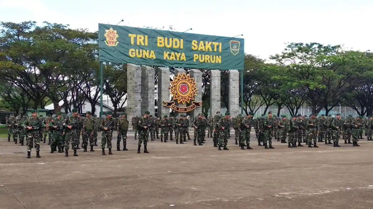 Pasukan Pemukul Reaksi Cepat TNI Berkumpul di Markas Kostrad Kariango, Ada Apa ?