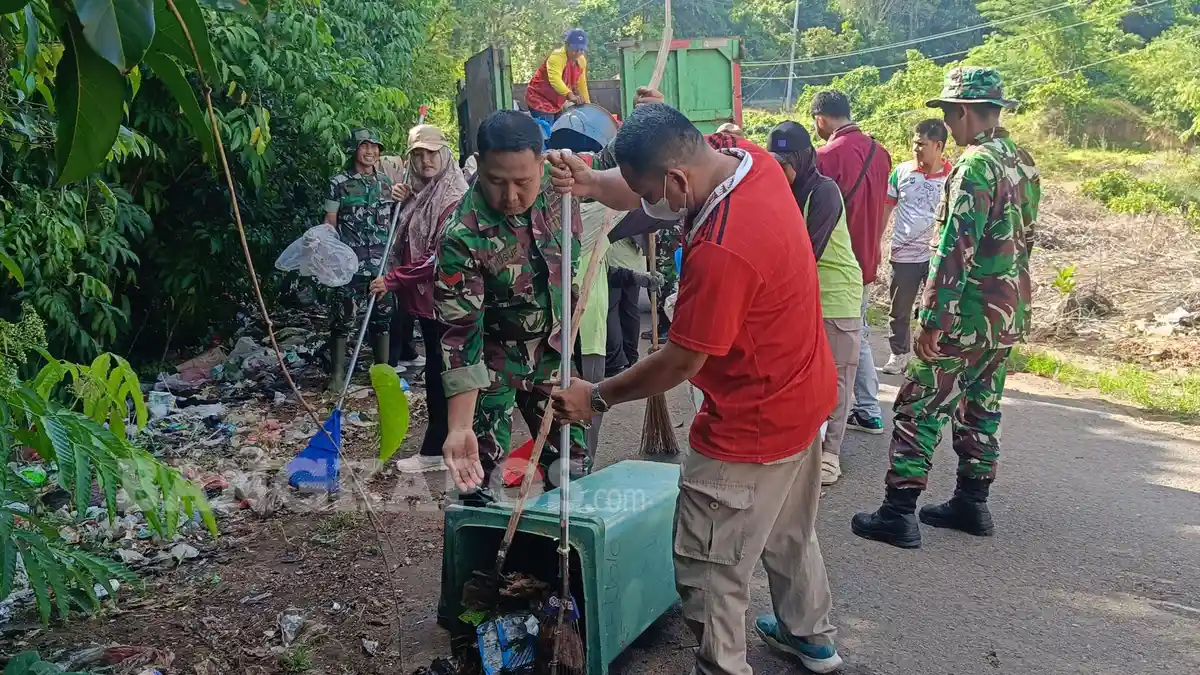 Aksi Bersih-bersih Massal di Jalan Baher Toboali, 3 Ton Sampah Berhasil Diangkut