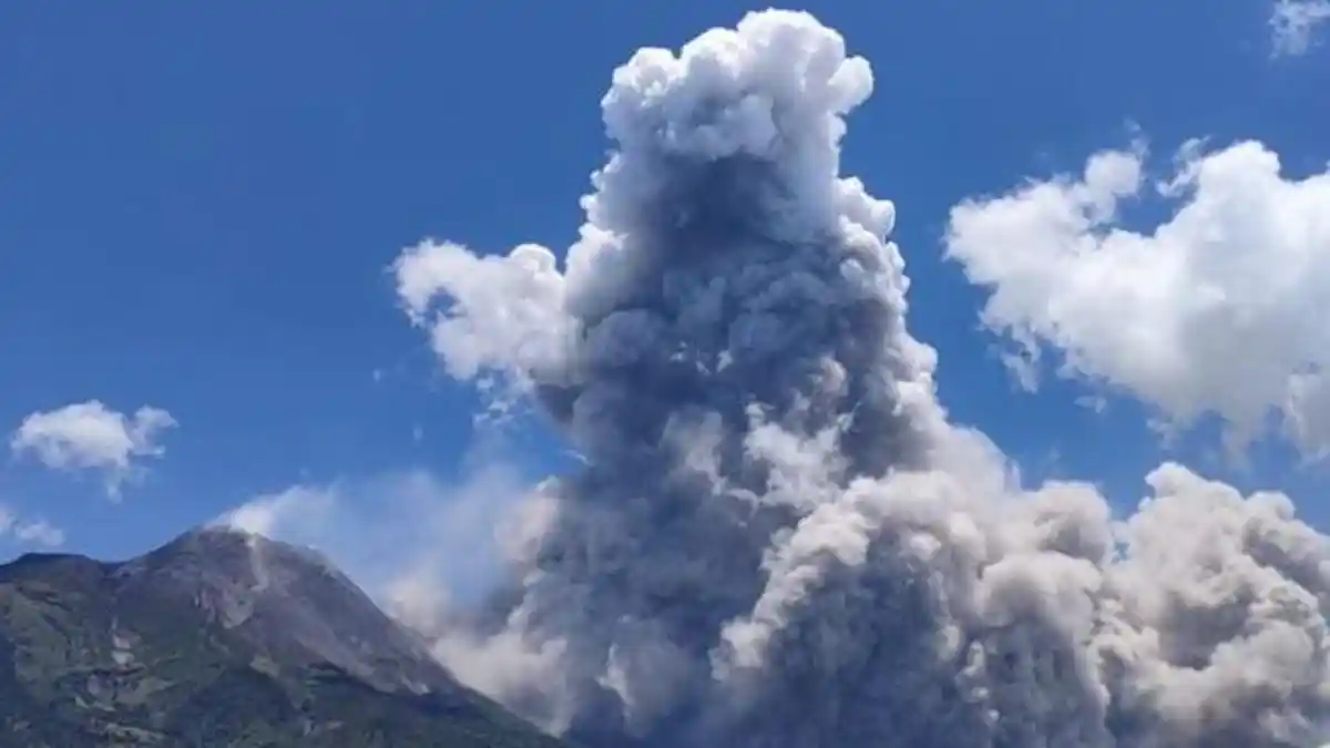 Sudah Meletus Sebanyak 80 Kali, Begini Sejarah Meletusnya Merapi dari Masa ke Masa