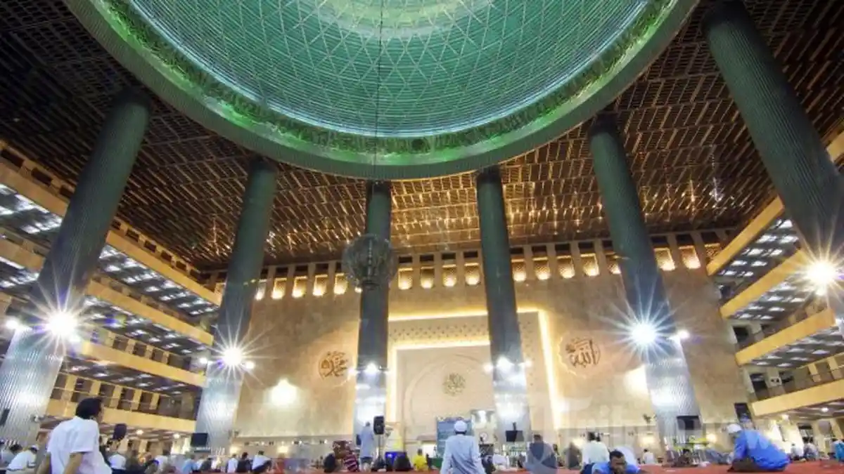 12 Tanda-tanda Turunnya Lailatul Qadar di 10 Malam Terakhir Bulan Ramadhan