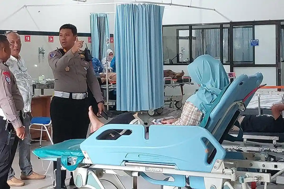 Kecelakaan Tunggal Elf di Tawangmangu Tewaskan 5 Orang, Termasuk Balita