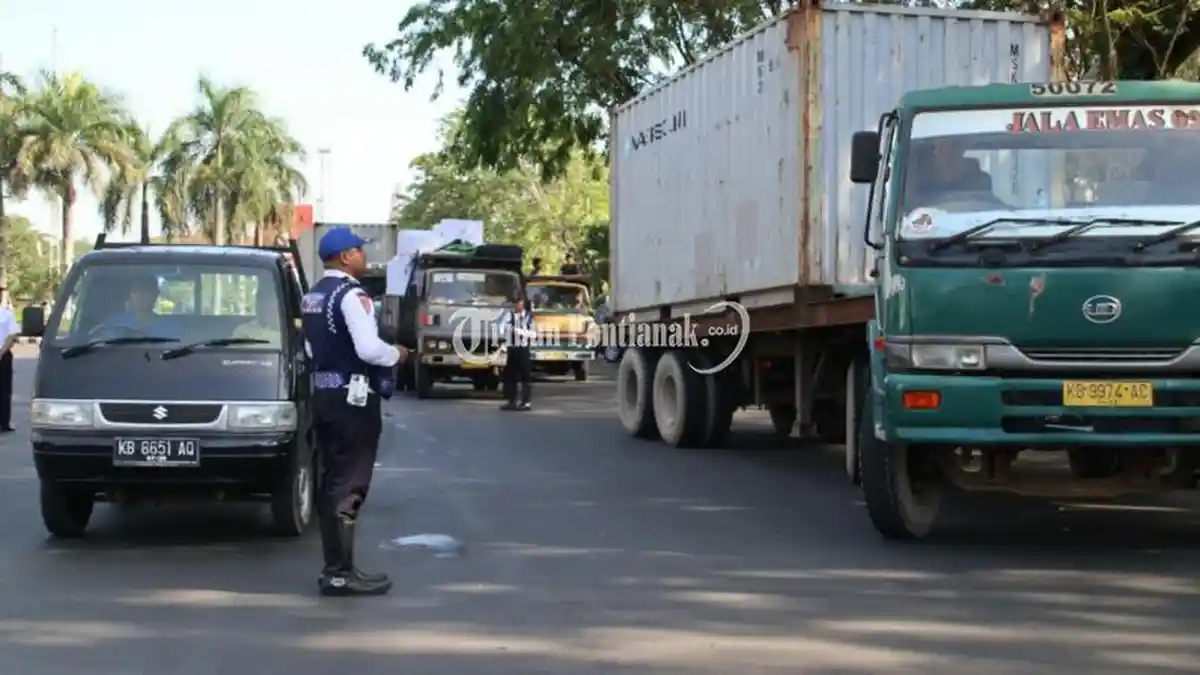 Razia Intensif Musim Mudik Lebaran, Tiga Sopir Kontainer Nyabu