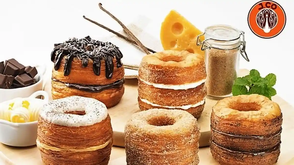 Selama Bulan September Beli 2 Lusin Donut Croissant J.CO Cuma Rp 100 Ribu