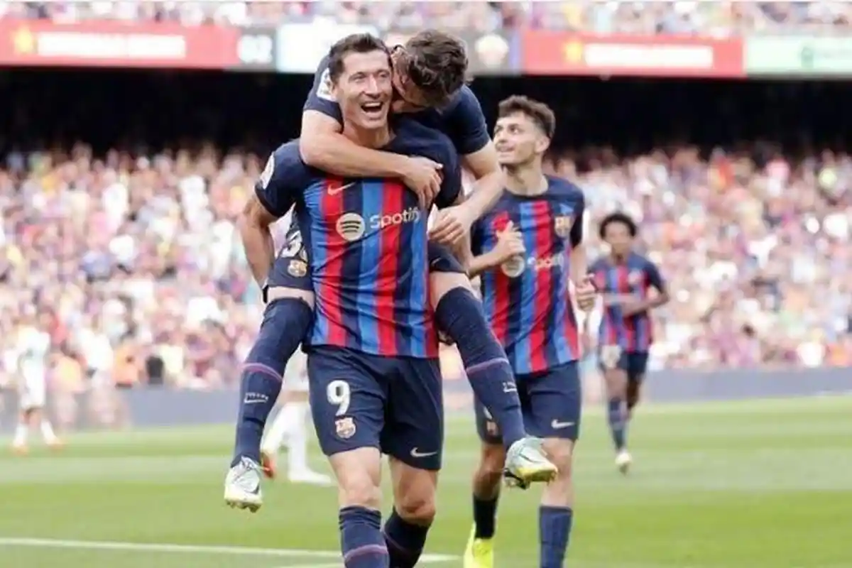 Hasil Babak Pertama Barcelona vs Valencia, Kedua Tim Berhasil Bobol Gawang di Menit Akhir, Skor 1-1