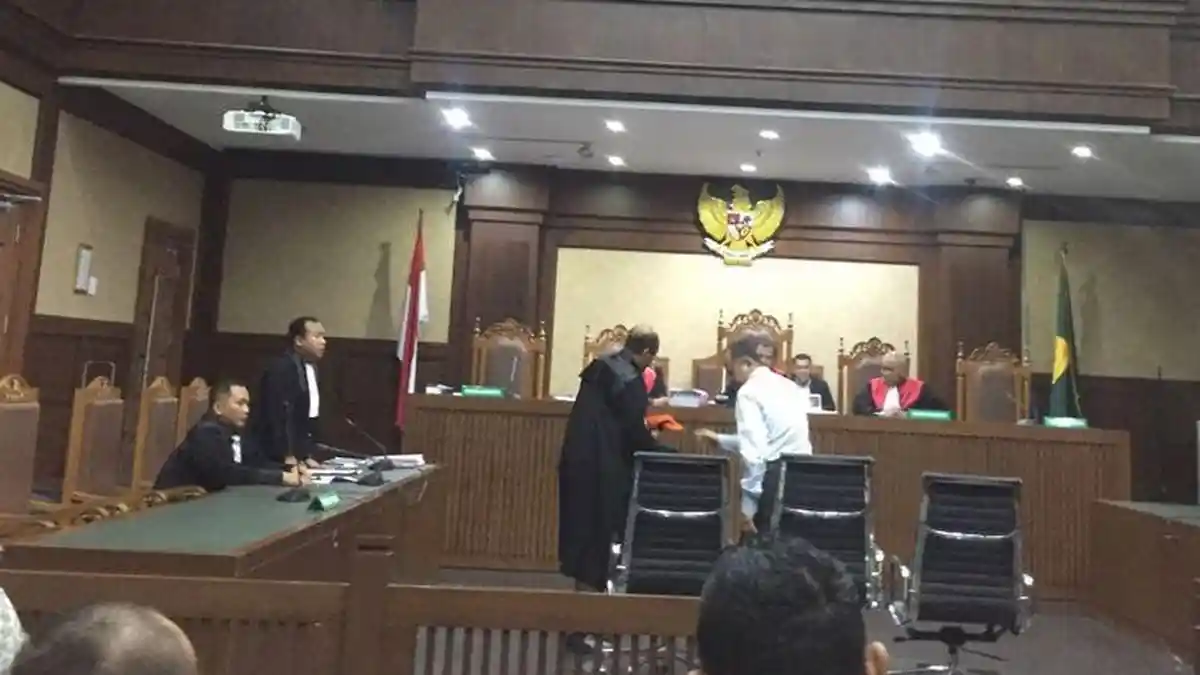 Hanbil Marati Protes ke Majelis Hakim, Rompi Tahanan yang Dia Kenakan Bikin Psikisnya Sakit
