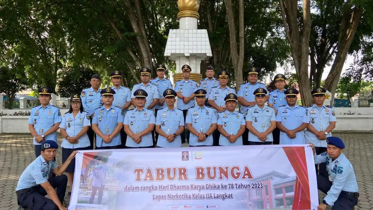 Hormati Jasa Pahlawan, Lapas Narkotika Langkat Gelar Acara Ziarah dan Tabur Bunga di Makam Pahlawan