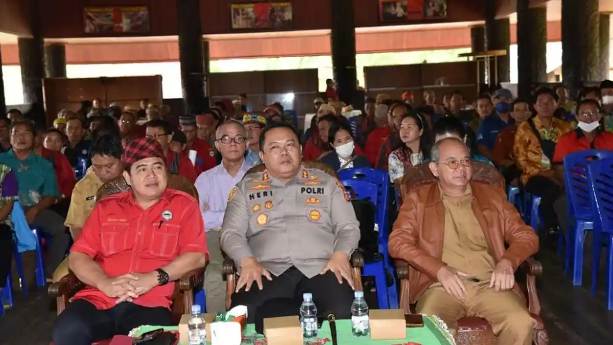 Manar Dimansyah Mengubah Masa Jabatan Kepala Adat di Kutai Barat jadi 6 Tahun