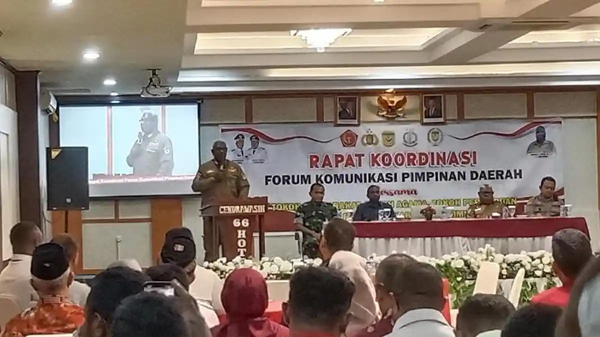 Ciptakan Kamtibmas Kondusif, Bupati Rettob Minta Elemen Masyarakat Jaga Perdamaian di Mimika